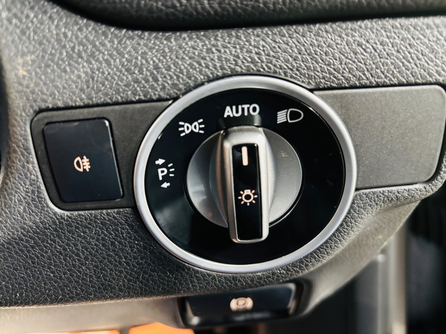 Used Mercedes-Benz CLA for sale - 77586431: Photo 20