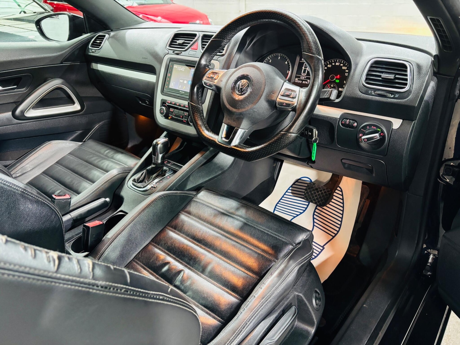 Used Volkswagen Scirocco 2012 for sale - 76408566: Photo 10