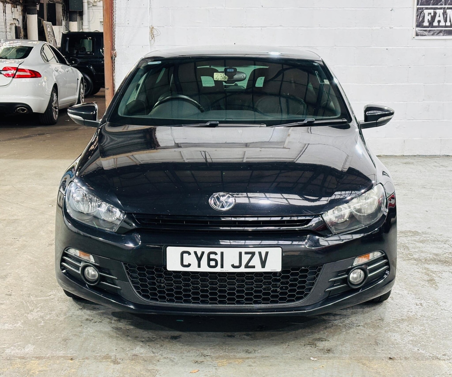 Used Volkswagen Scirocco 2012 for sale - 76408566: Photo 2