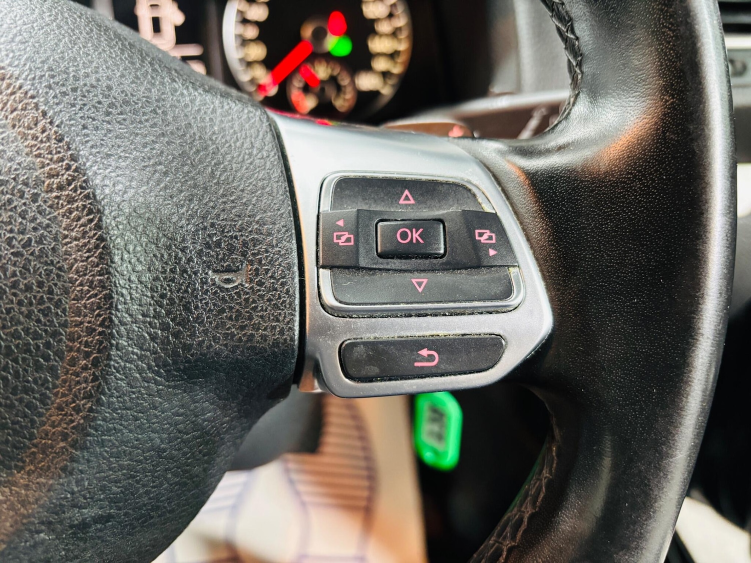 Used Volkswagen Scirocco 2012 for sale - 76408566: Photo 22