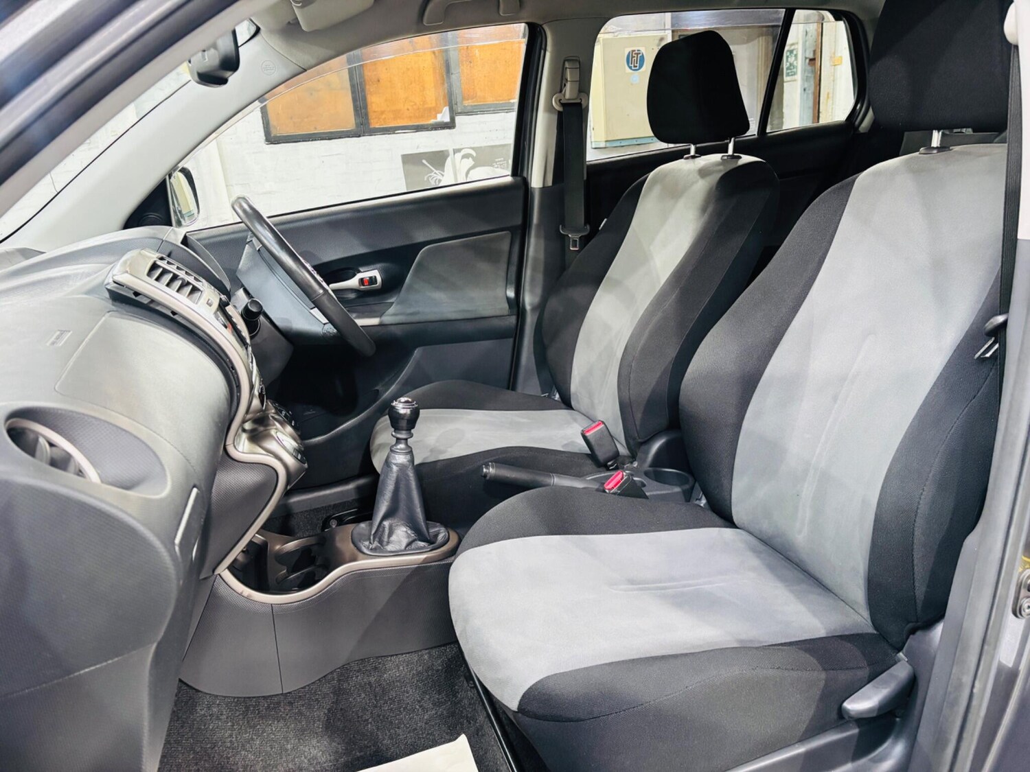 Used Toyota Urban Cruiser for sale - 78020421: Photo 15