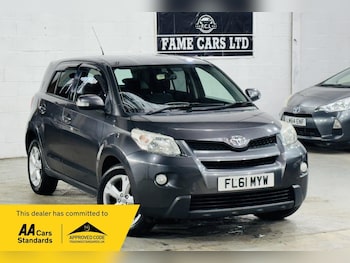 Used Toyota Urban Cruiser 2011 for sale - 78020421: Photo