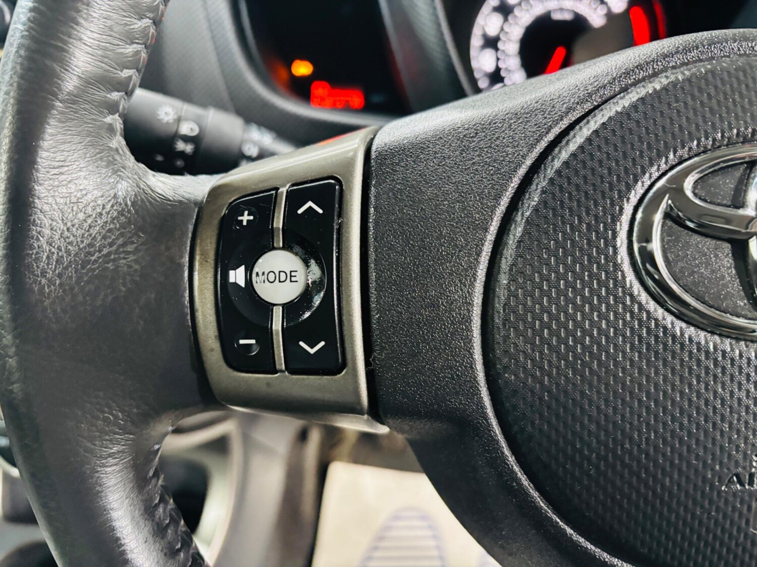 Used Toyota Urban Cruiser for sale - 78020421: Photo 23