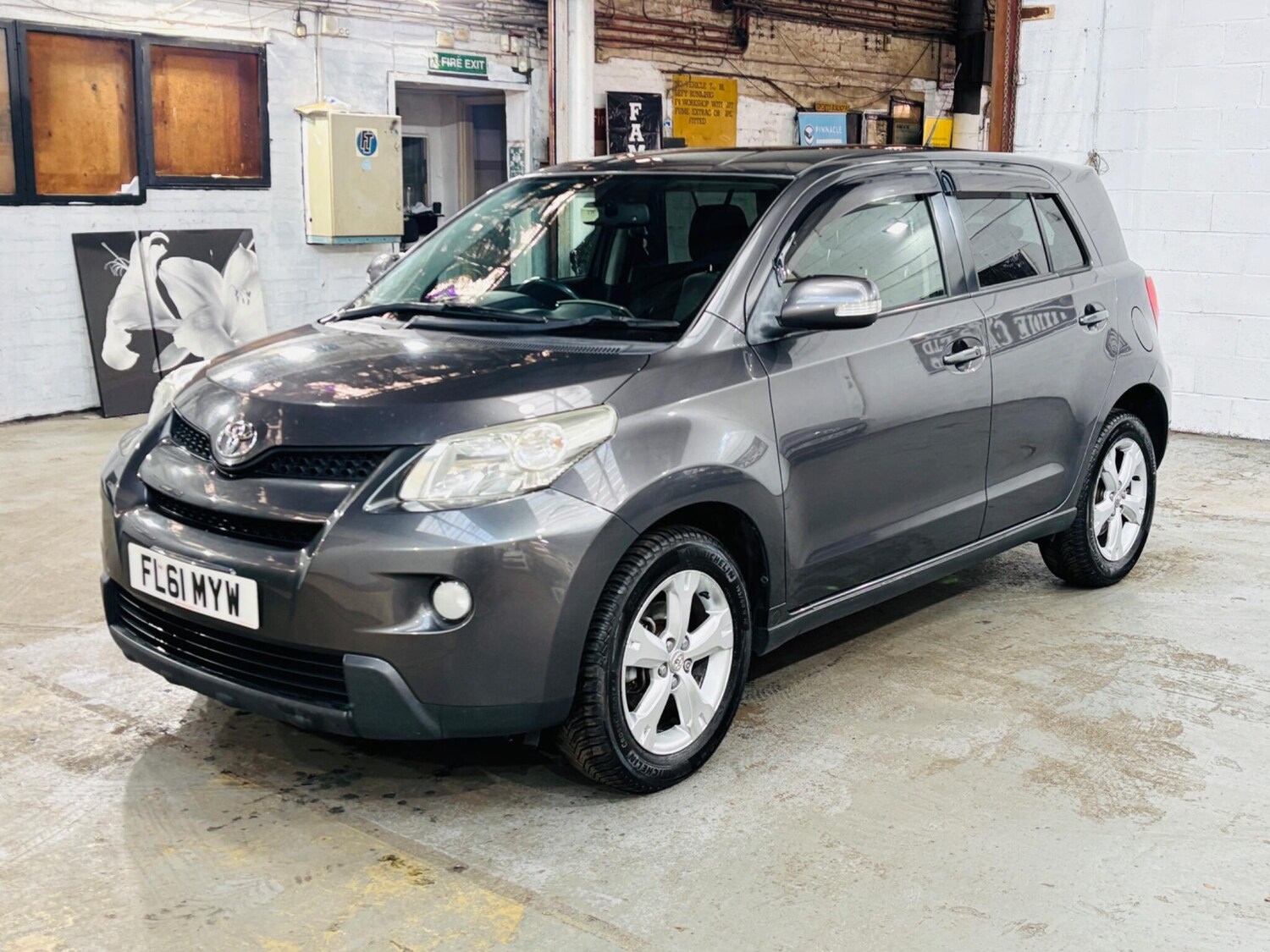 Used Toyota Urban Cruiser for sale - 78020421: Photo 4