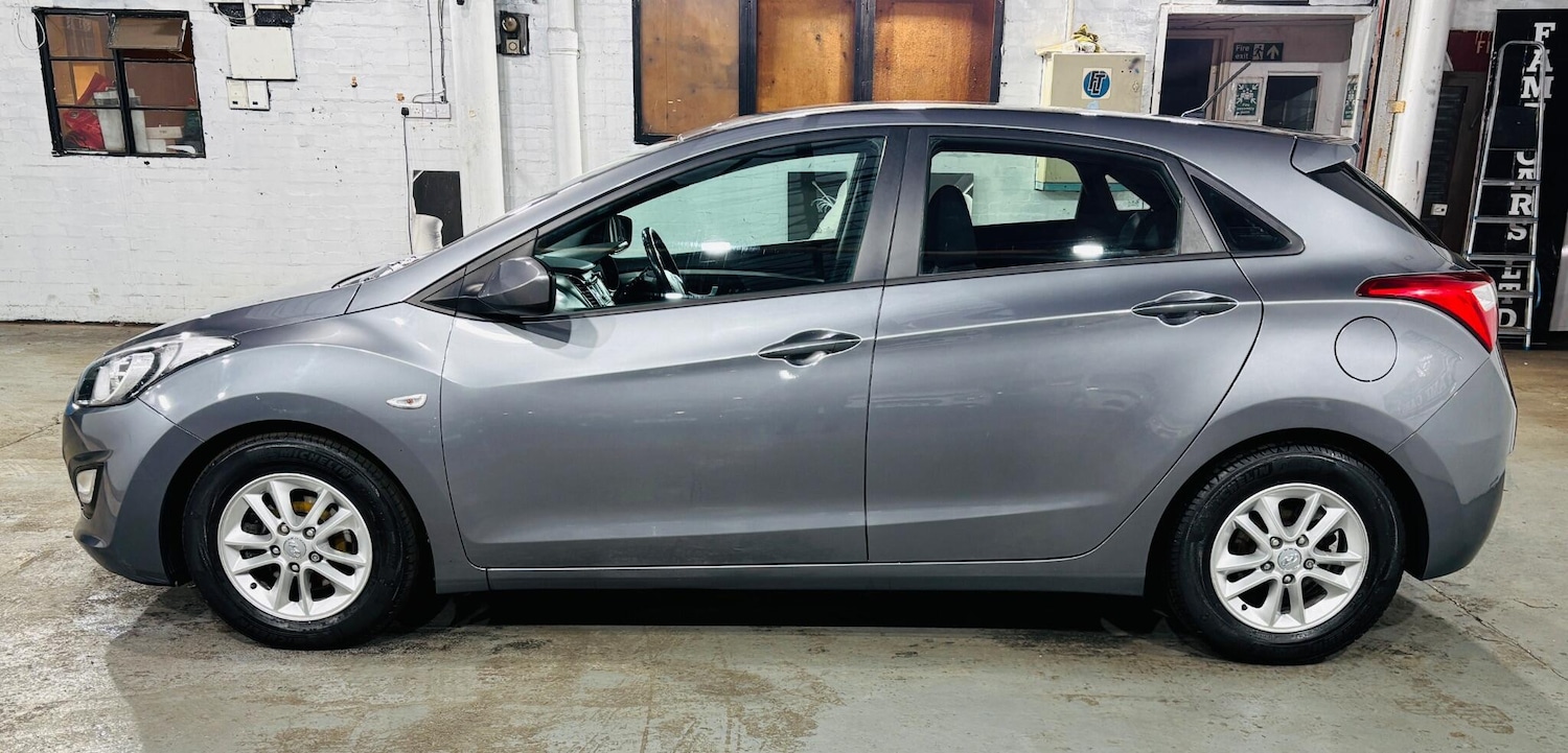 Used Hyundai i30 2014 for sale - 77598225: Photo 9