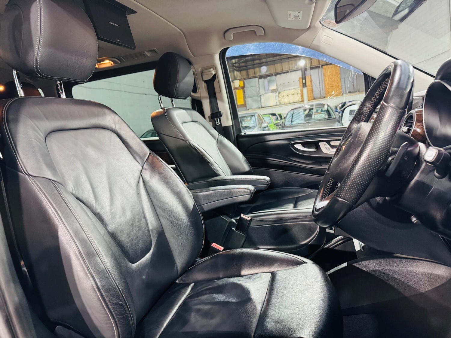 Used Mercedes-Benz V-Class for sale - 77314707: Photo 12