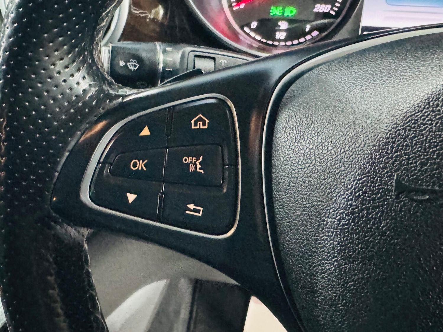 Used Mercedes-Benz V-Class for sale - 77314707: Photo 19