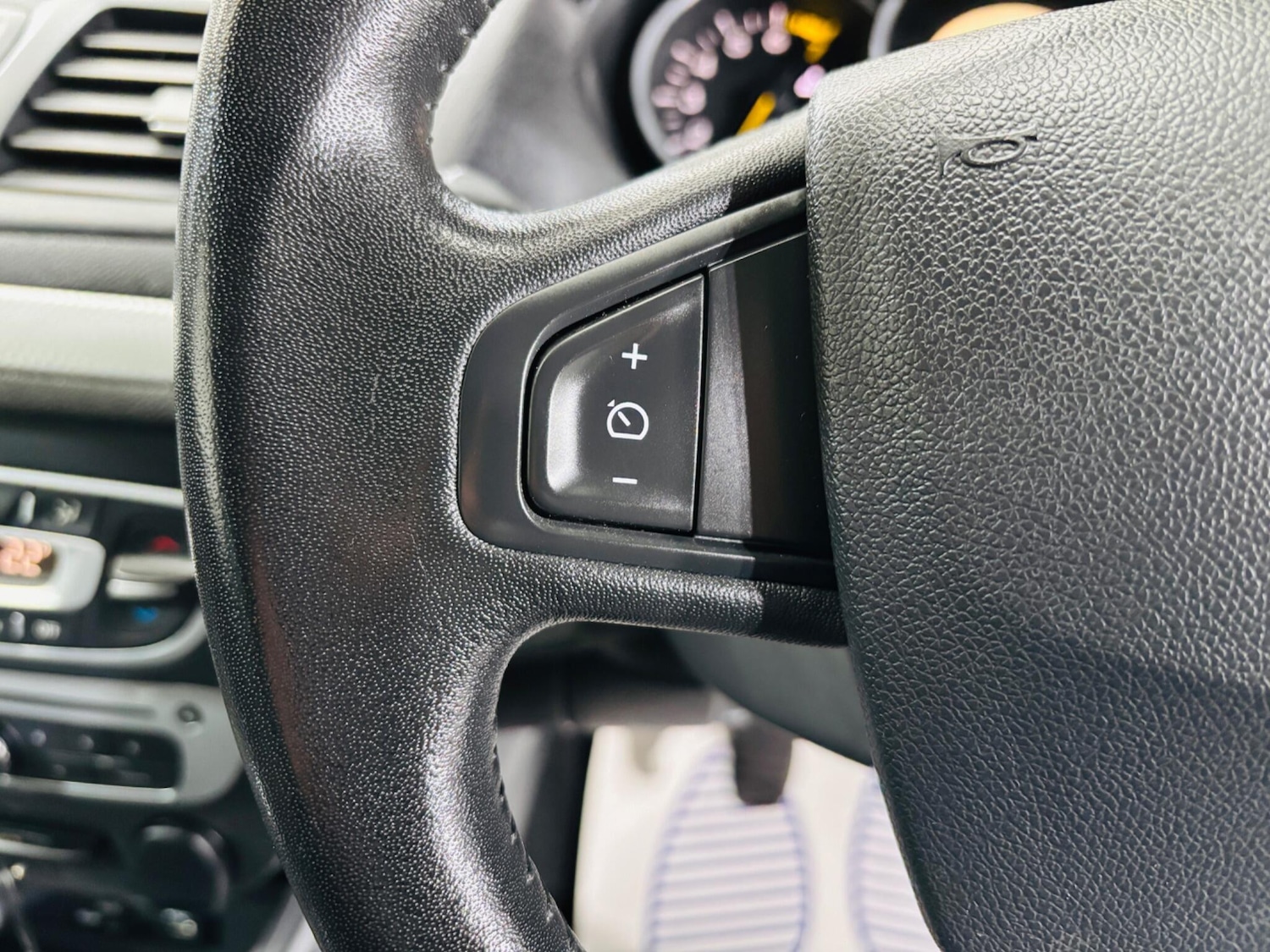 Used Renault Megane 2014 for sale - 76991981: Photo 20