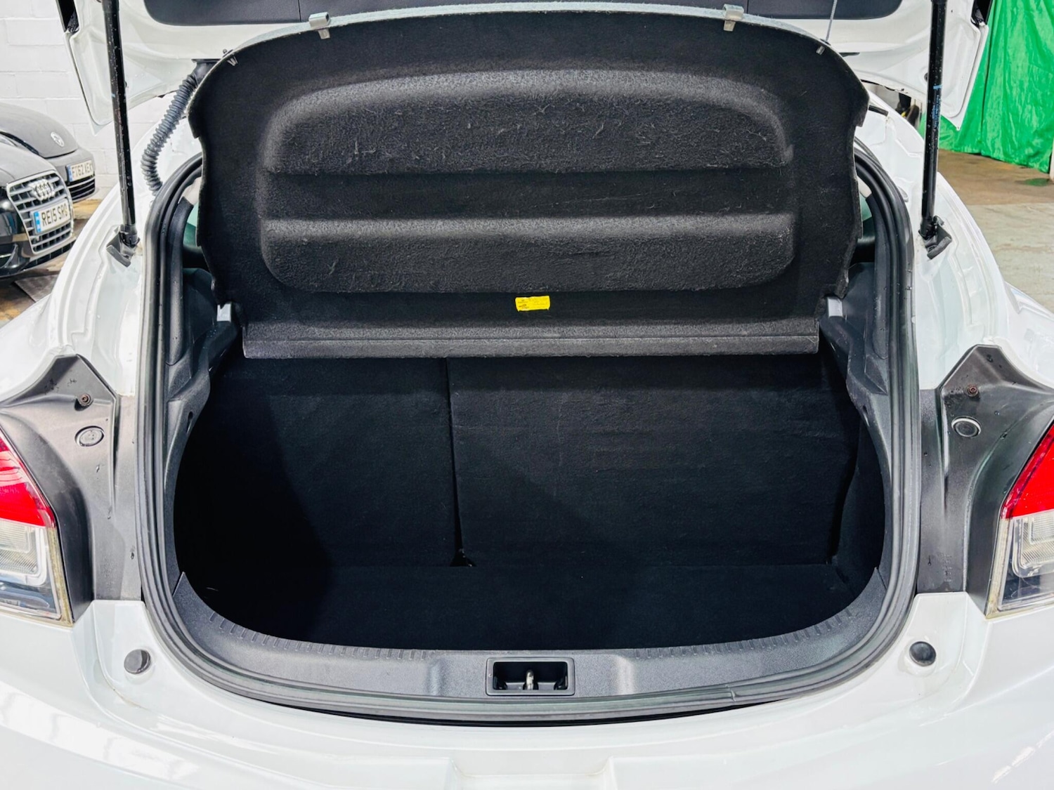 Used Renault Megane 2014 for sale - 76991981: Photo 34