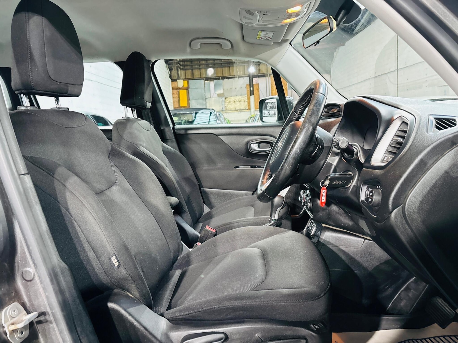 Used Jeep Renegade 2017 for sale - 77029396: Photo 13