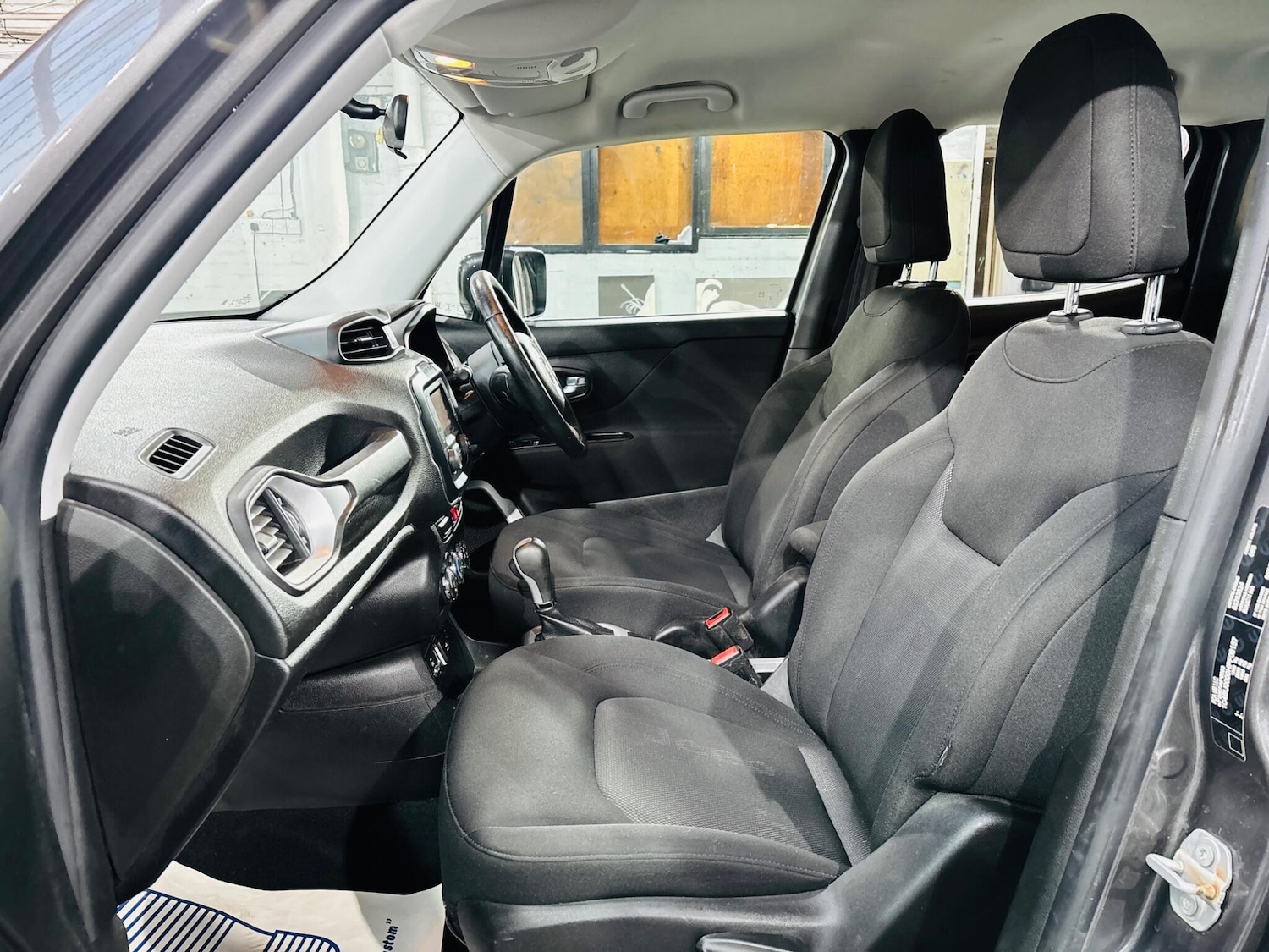 Used Jeep Renegade 2017 for sale - 77029396: Photo 15