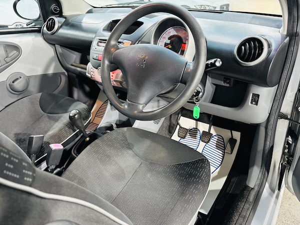 Used Peugeot 107 2010 for sale - 76199838: Photo 10