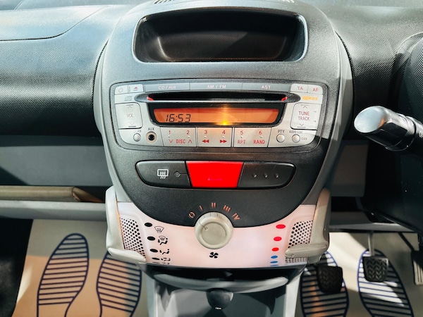 Used Peugeot 107 2010 for sale - 76199838: Photo 21
