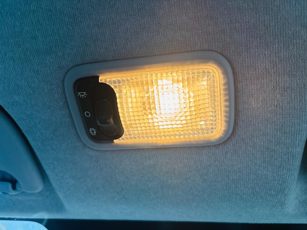 Used Peugeot 107 2010 for sale - 76199838: Photo 24