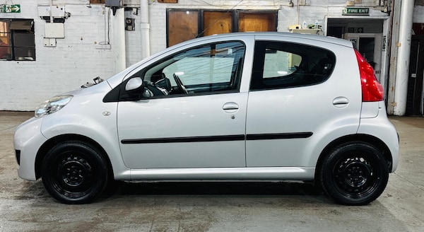 Used Peugeot 107 2010 for sale - 76199838: Photo 9