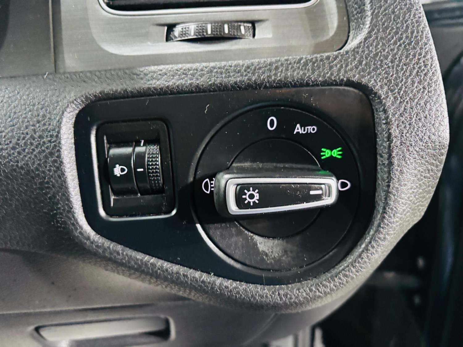 Used Volkswagen Golf 2013 for sale - 77467957: Photo 19