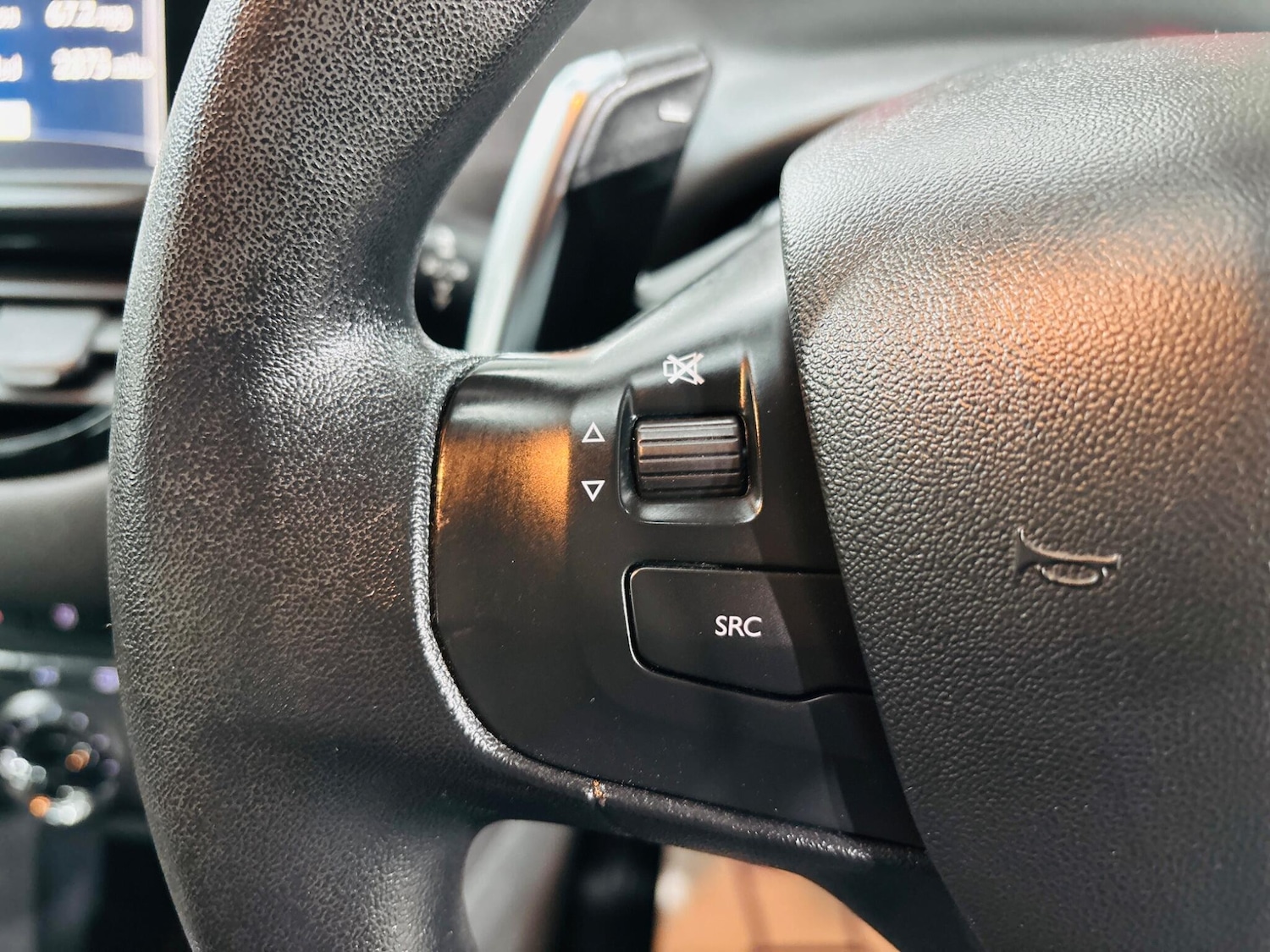 Used Peugeot 208 2012 for sale - 76714281: Photo 20