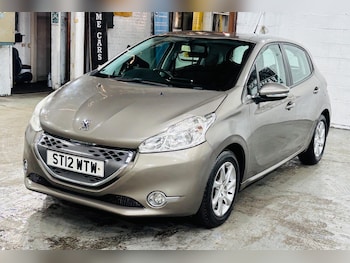 Used Peugeot 208 2012 for sale - 76714281: Photo