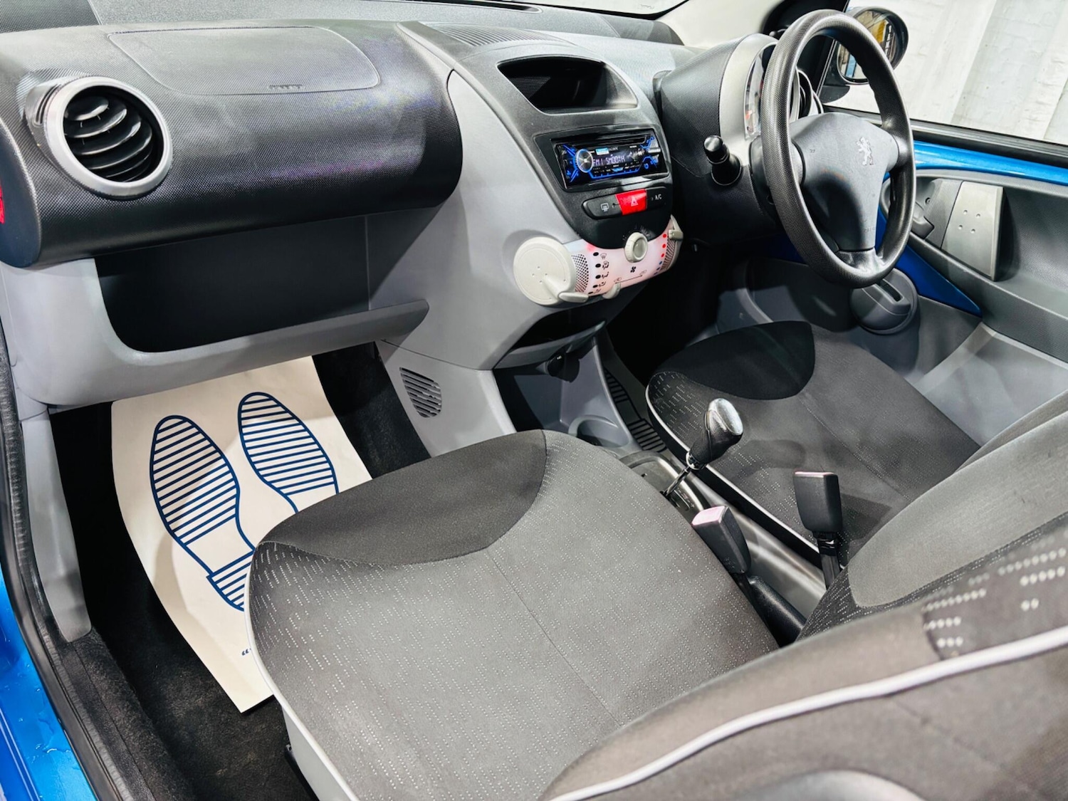 Used Peugeot 107 2009 for sale - 76361174: Photo 14