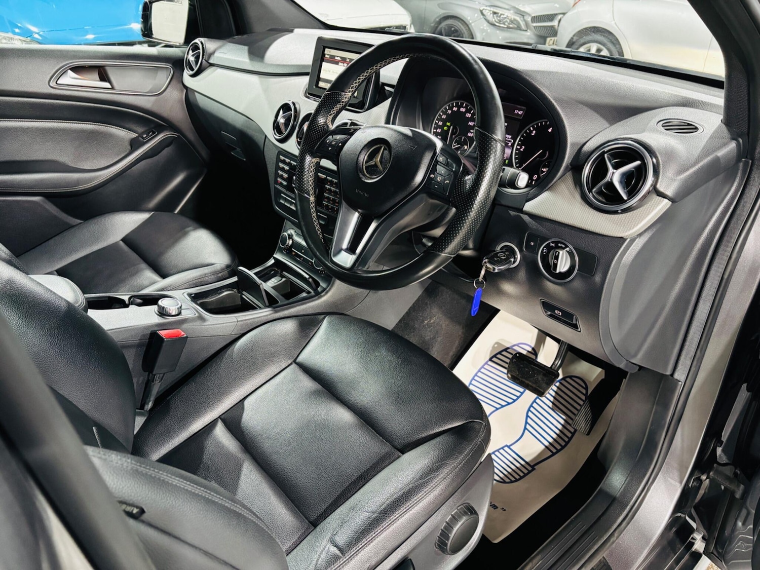 Used Mercedes-Benz B Class 2014 for sale - 76886530: Photo 10