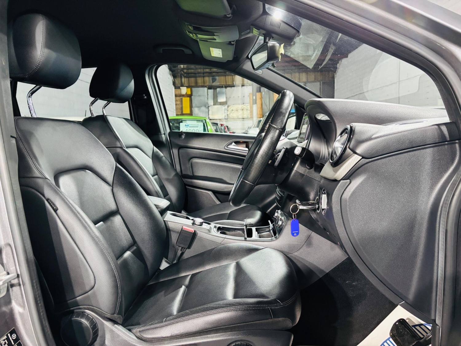 Used Mercedes-Benz B Class 2014 for sale - 76886530: Photo 13