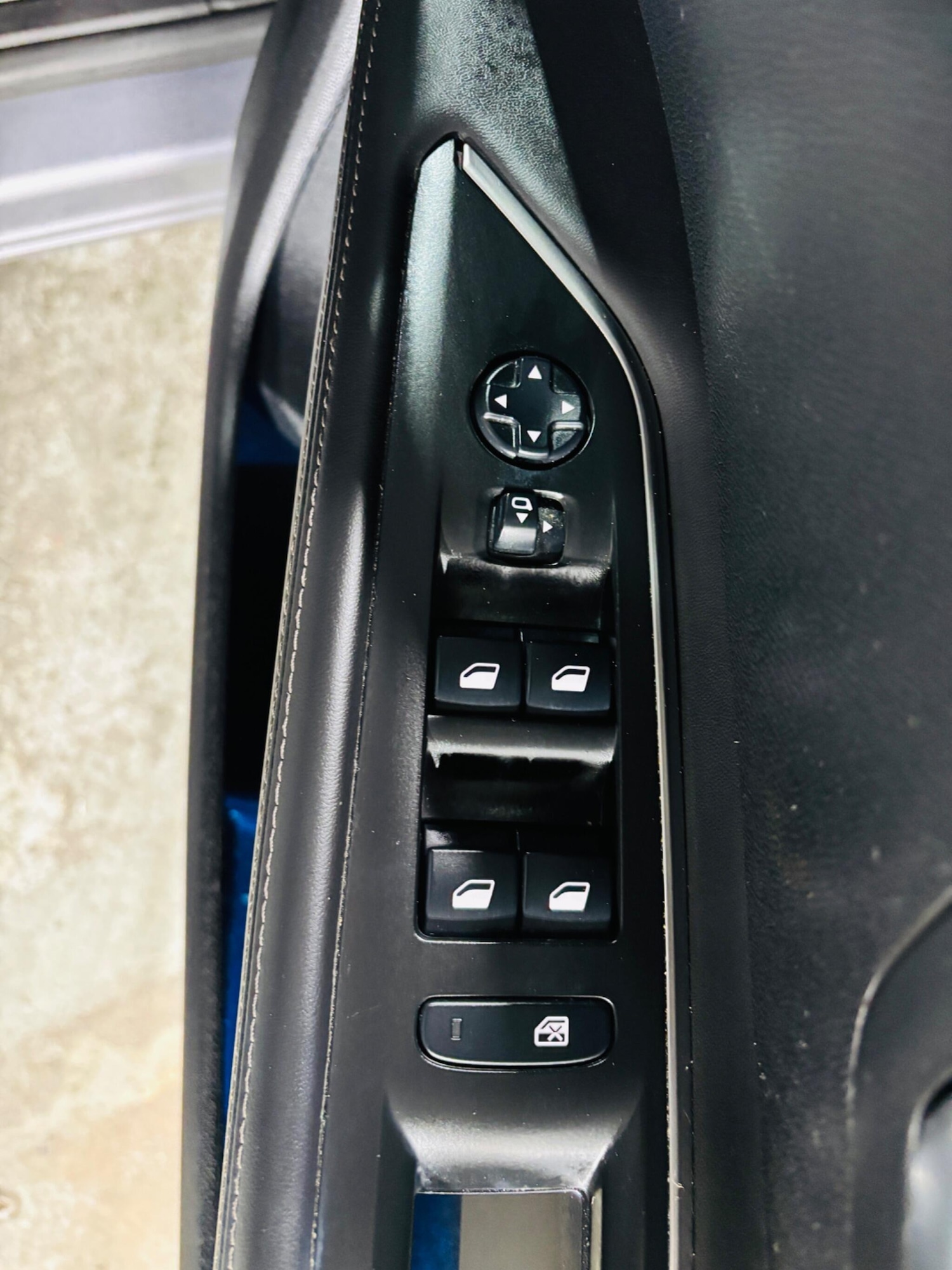 Used Peugeot 3008 2018 for sale - 77358949: Photo 17