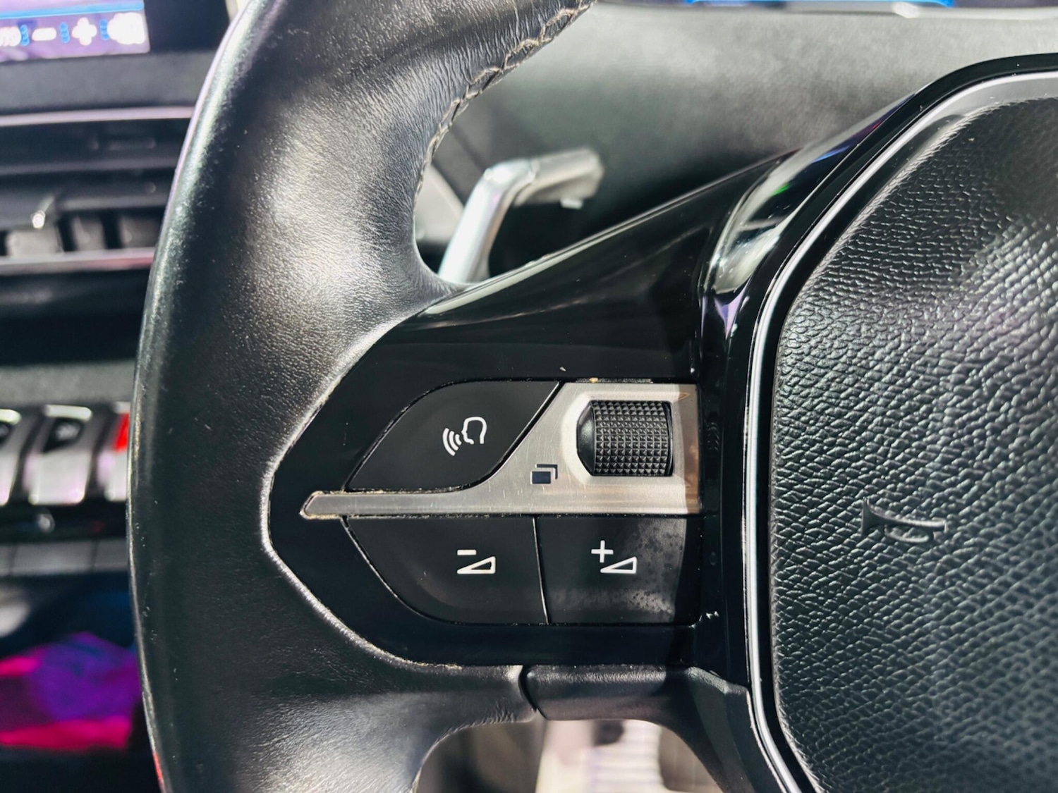 Used Peugeot 3008 2018 for sale - 77358949: Photo 19