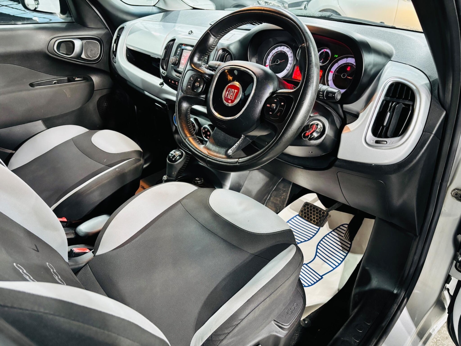 Used Fiat 500L 2014 for sale - 76964598: Photo 10