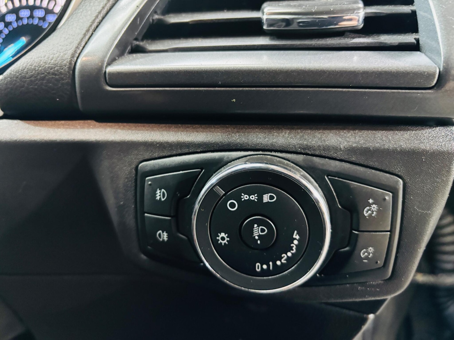 Used Ford Mondeo 2016 for sale - 78086316: Photo 25