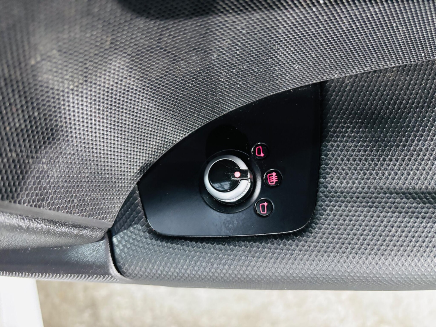 Used Audi TT 2014 for sale - 76349447: Photo 18