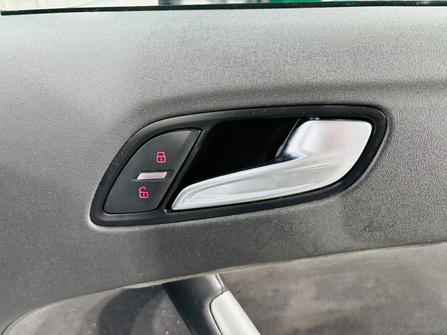 Used Audi TT 2014 for sale - 76349447: Photo 19