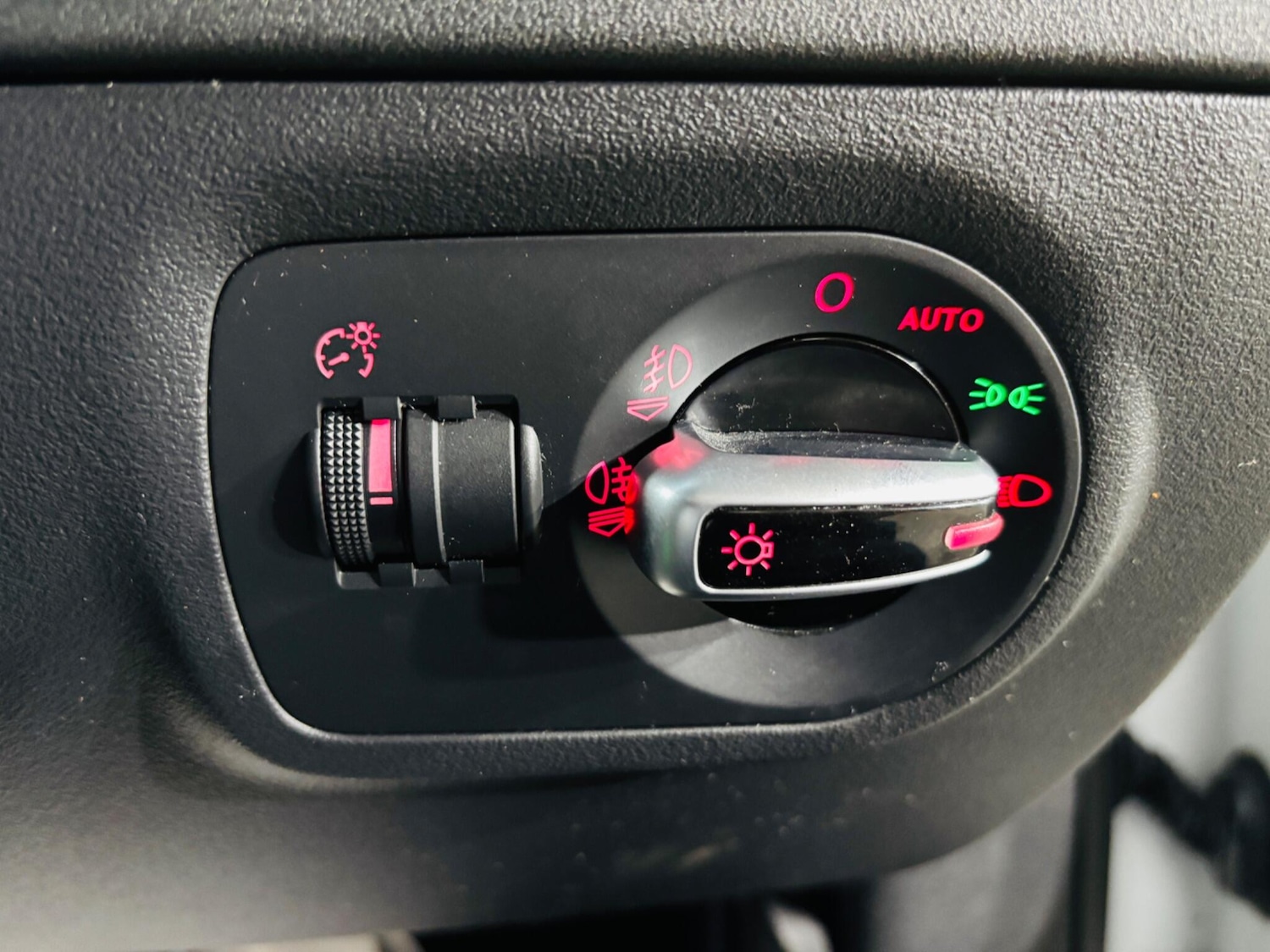 Used Audi TT 2014 for sale - 76349447: Photo 20