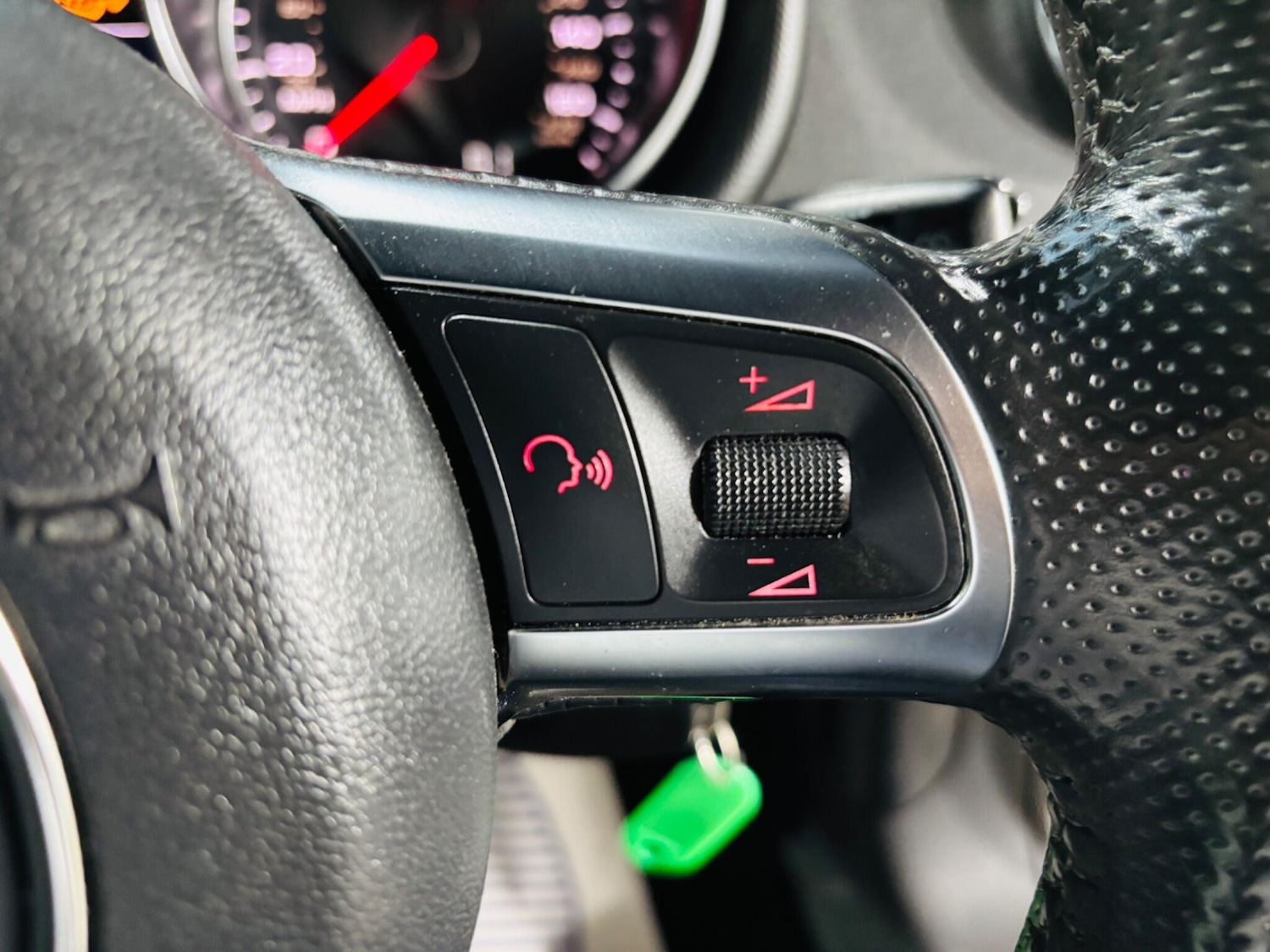 Used Audi TT 2014 for sale - 76349447: Photo 21