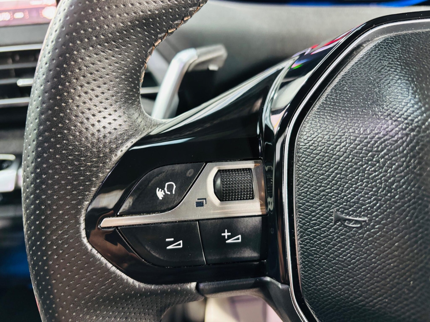 Used Peugeot 3008 2017 for sale - 77016078: Photo 19