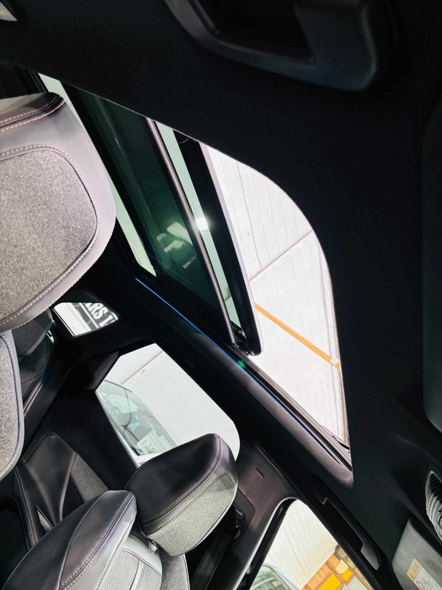 Used Peugeot 3008 2017 for sale - 77016078: Photo 28