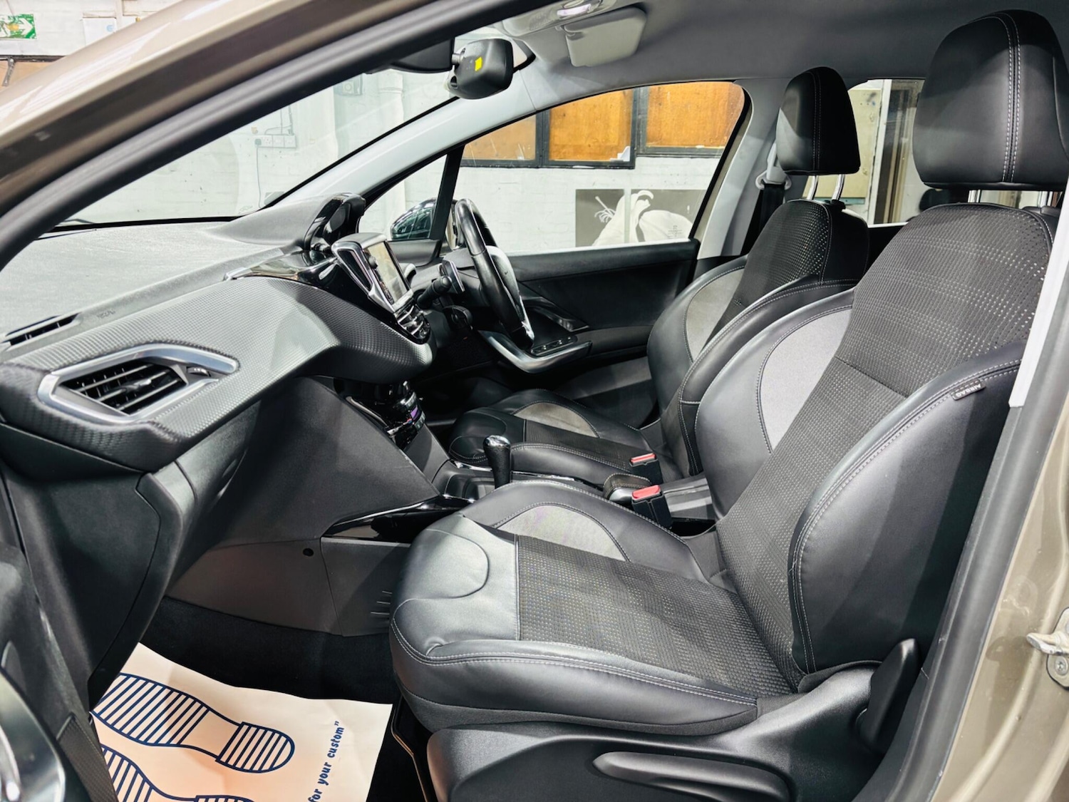 Used Peugeot 2008 2015 for sale - 77559874: Photo 15