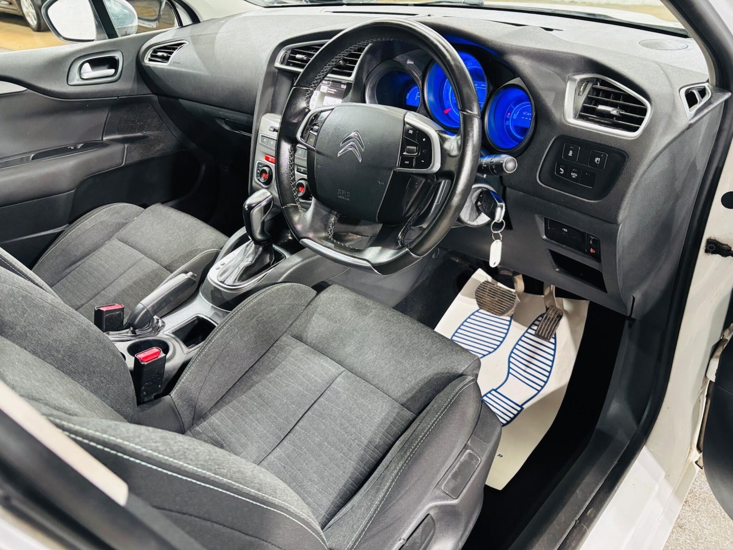 Used Citroen C4 2016 for sale - 77808690: Photo 10