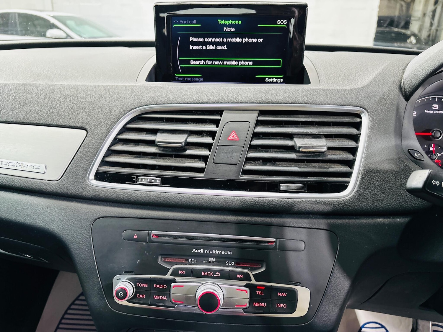 Used Audi Q3 2015 for sale - 76995606: Photo 27