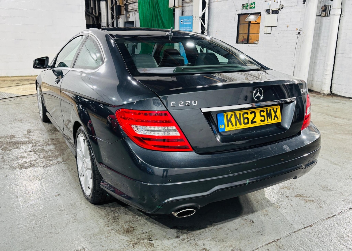 Used Mercedes-Benz C Class 2013 for sale - 76512638: Photo 7