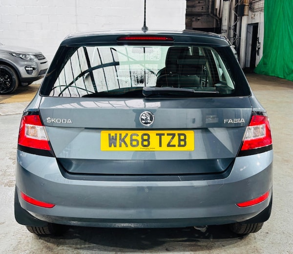 Used Skoda Fabia 2018 for sale - 76108679: Photo 6