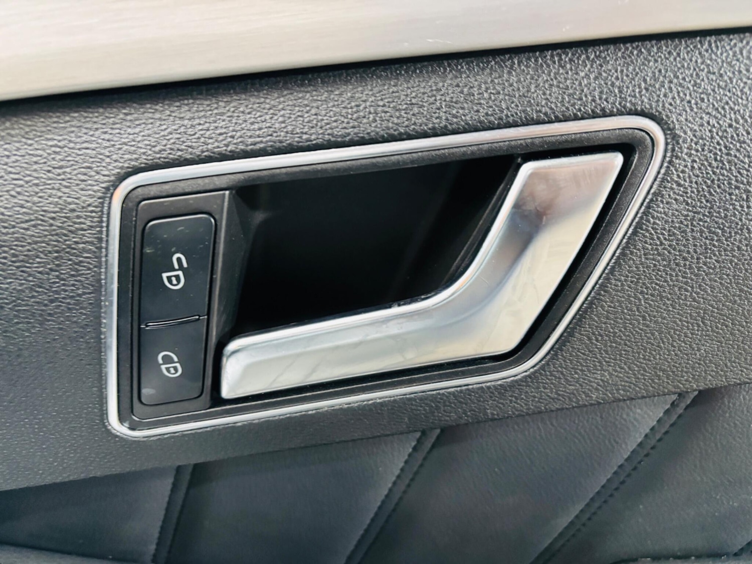 Used Mercedes-Benz E Class 2012 for sale - 78184554: Photo 18