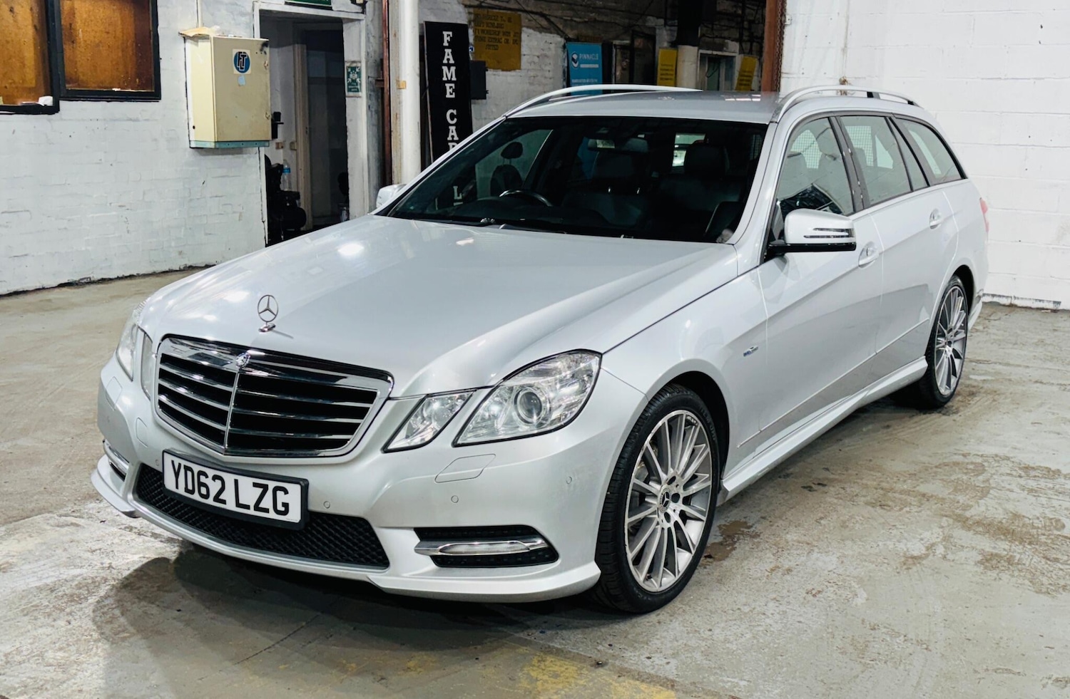 Used Mercedes-Benz E Class 2012 for sale - 78184554: Photo 4