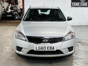 Used Kia Ceed 2010 for sale - 75623691: Photo