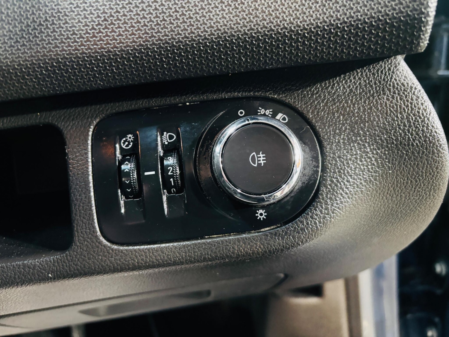 Used Vauxhall Meriva for sale - 77924830: Photo 26