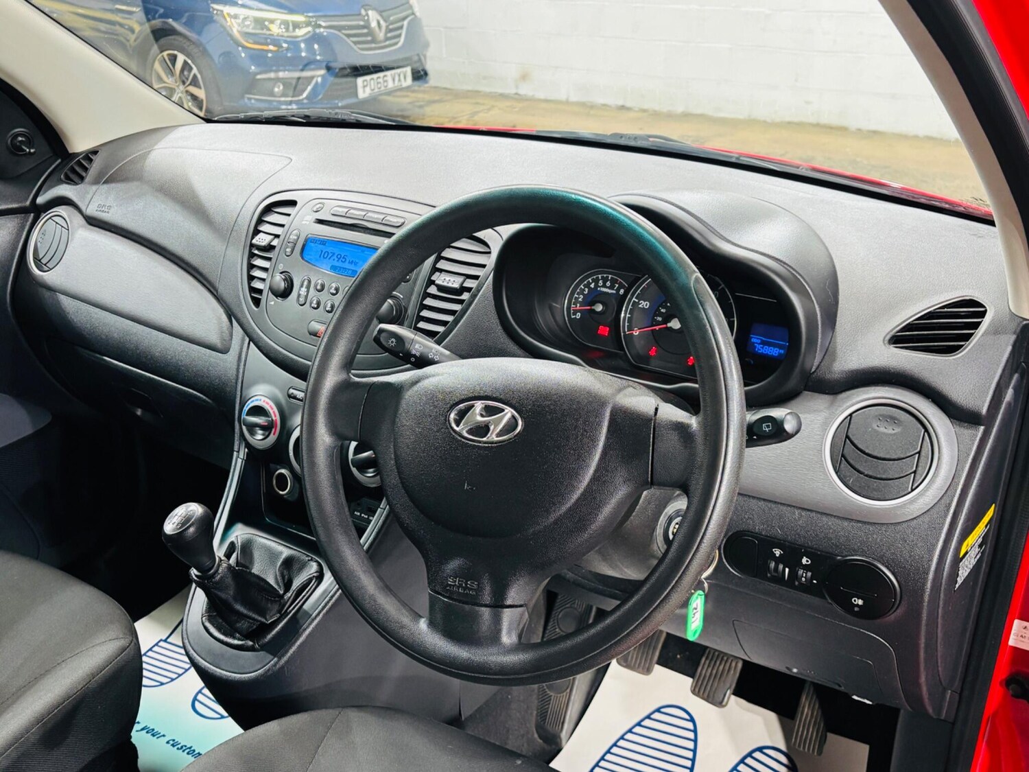 Used Hyundai i10 2012 for sale - 77909397: Photo 11