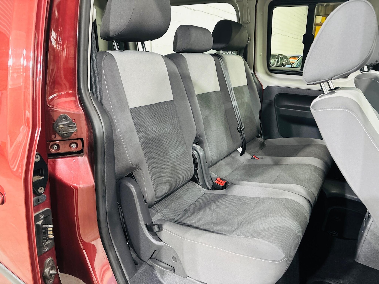 Used Volkswagen Caddy Maxi Life 2013 for sale - 78006722: Photo 15