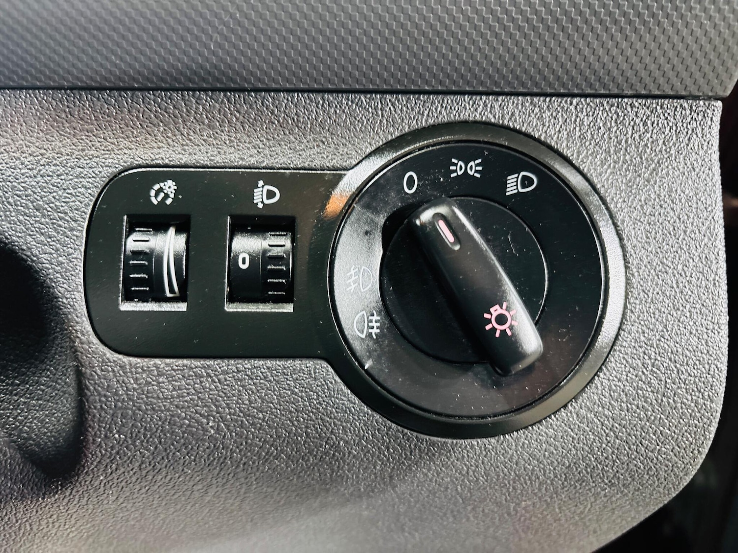 Used Volkswagen Caddy Maxi Life 2013 for sale - 78006722: Photo 26