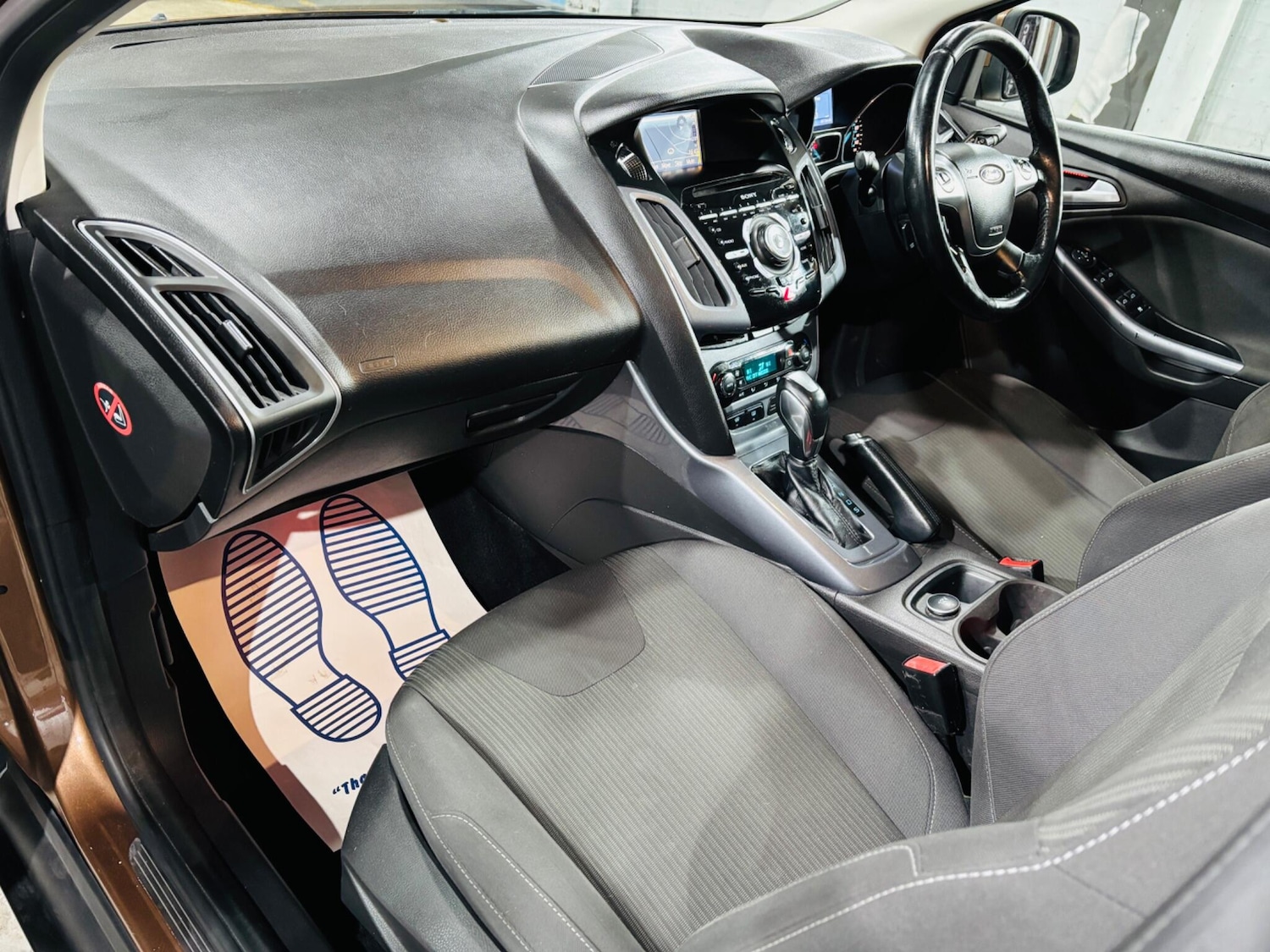 Used Ford Focus 2014 for sale - 77216115: Photo 14