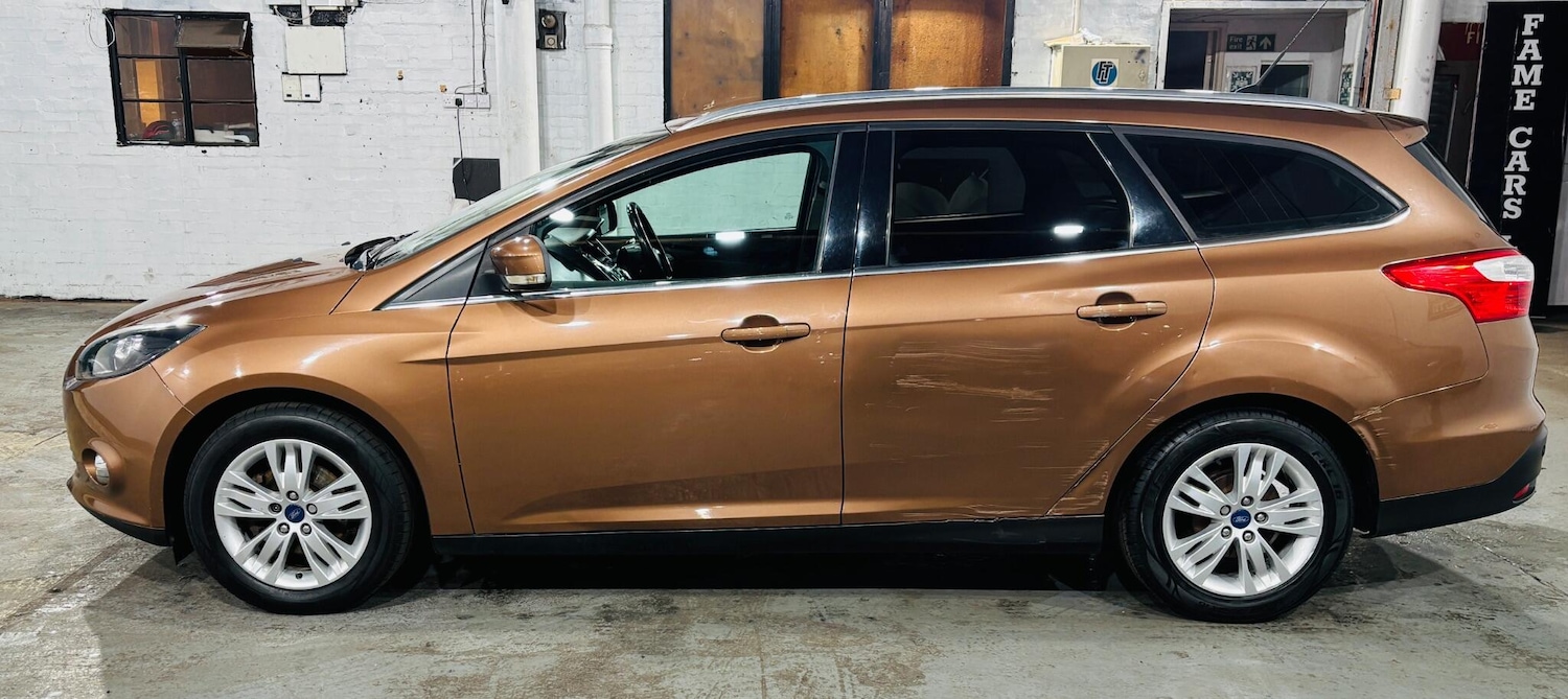 Used Ford Focus 2014 for sale - 77216115: Photo 9