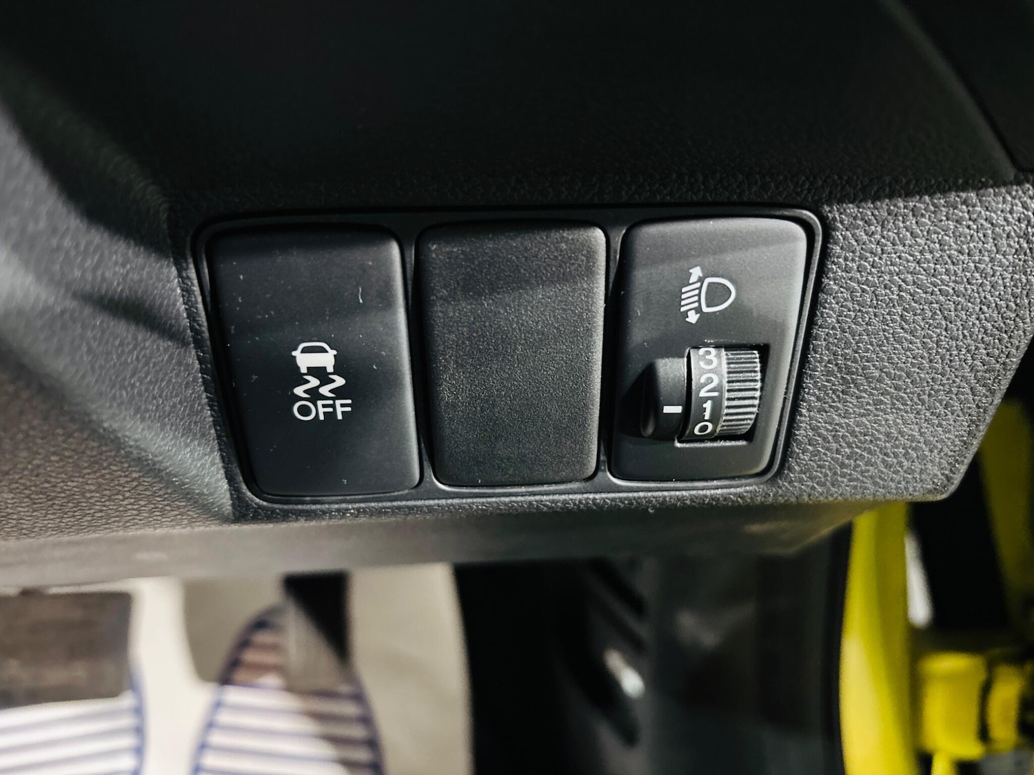 Used Honda Civic 2013 for sale - 76423052: Photo 18